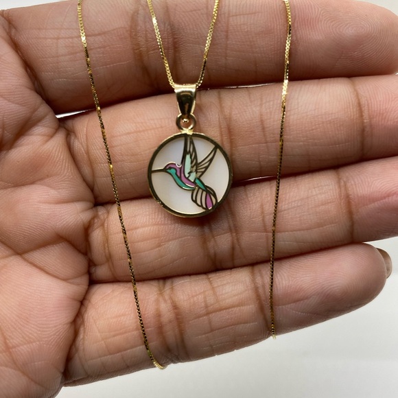 10K Gold Mother Pearl Hummingbird Box Necklace - Picture 8 of 11
